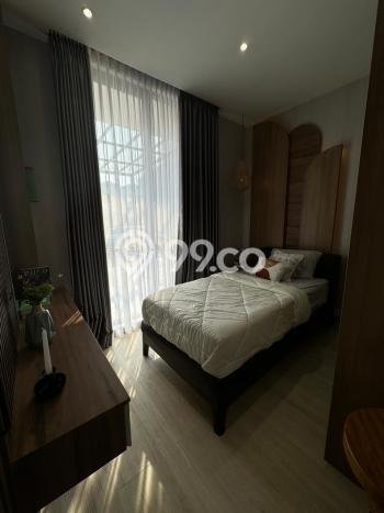 Rumah Elit LB 150m2 Siap Pakai Desain Elegan di Jakarta Garden City, Jakarta Timur Rumah Elit LB 150m2 Siap Pakai Desain Elegan di Jakarta Garden City, Jakarta Timur