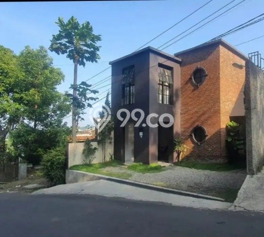 Dijual Hunian Rumah Terawat 3 KT di Sayap Dago, Bandung Dijual Hunian Rumah Terawat 3 KT di Sayap Dago, Bandung