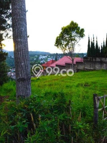 Jual Tanah Kawasan Dago, Luas 1575m², Area Strategis, Kontur Datar Jual Tanah Kawasan Dago, Luas 1575m², Area Strategis, Kontur Datar