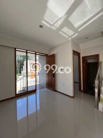 Rumah Premium LT 93m² / LB 58m² di Kompleks Cluster Cikutra, Bandung Rumah Premium LT 93m² / LB 58m² di Kompleks Cluster Cikutra, Bandung