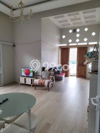 Rumah Modern 2 KT di Cihanjuang Bandung Unfurnished Rumah Modern 2 KT di Cihanjuang Bandung Unfurnished