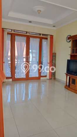 Rumah Disewakan Bandung LT 300m2 LB 350m2 Area Setiabudi Rumah Disewakan Bandung LT 300m2 LB 350m2 Area Setiabudi