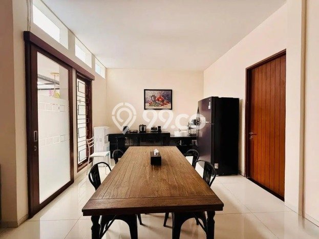 BEST OFFER! Rumah Untuk Investasi di Setra Sari, Luas 198m2m² Bangunan 320m2m² BEST OFFER! Rumah Untuk Investasi di Setra Sari, Luas 198m2m² Bangunan 320m2m²