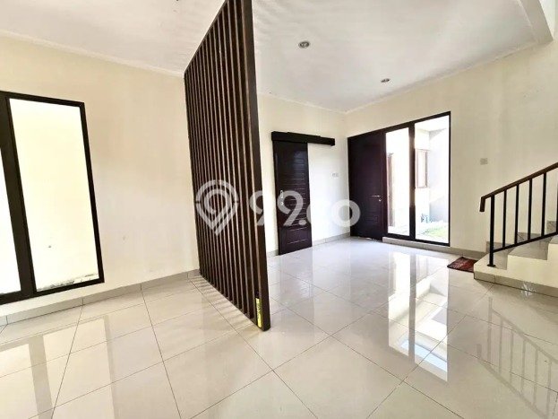 Rumah LT 144m² Akses Strategis di Harapan Indah, Dekat Pusat Kota, Bekasi Rumah LT 144m² Akses Strategis di Harapan Indah, Dekat Pusat Kota, Bekasi