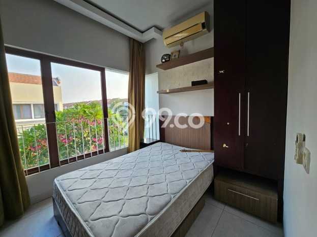 Rumah area Cakung, 3 KM, Area Strategis, LT 120m² LB 150m² Rumah area Cakung, 3 KM, Area Strategis, LT 120m² LB 150m²