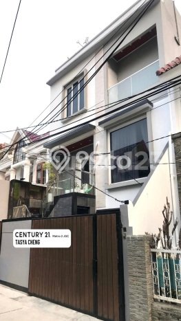 Dijual Rumah Premium dengan Fasilitas Sekitar Lengkap di Kelapa Gading, Jakarta Utara Dijual Rumah Premium dengan Fasilitas Sekitar Lengkap di Kelapa Gading, Jakarta Utara
