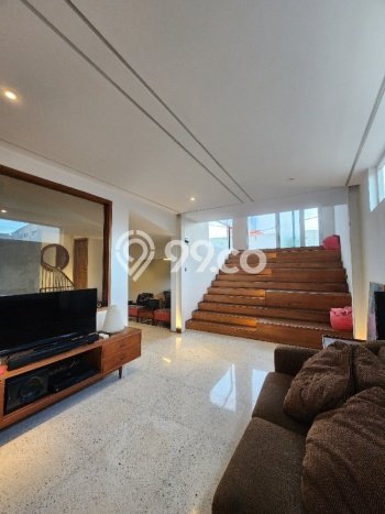 Ready to Use! Premium House LT 165m2 Desain Elegan di Kayu Putih Ready to Use! Premium House LT 165m2 Desain Elegan di Kayu Putih