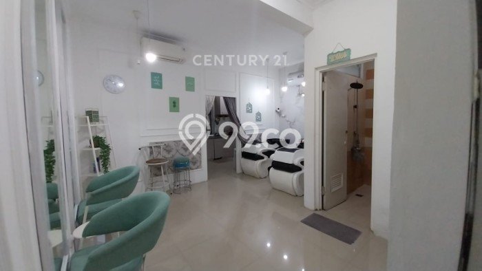 POTENSI BESAR! Ruko di Medan Satria, Luas 225m2m², Lokasi Mainroad POTENSI BESAR! Ruko di Medan Satria, Luas 225m2m², Lokasi Mainroad