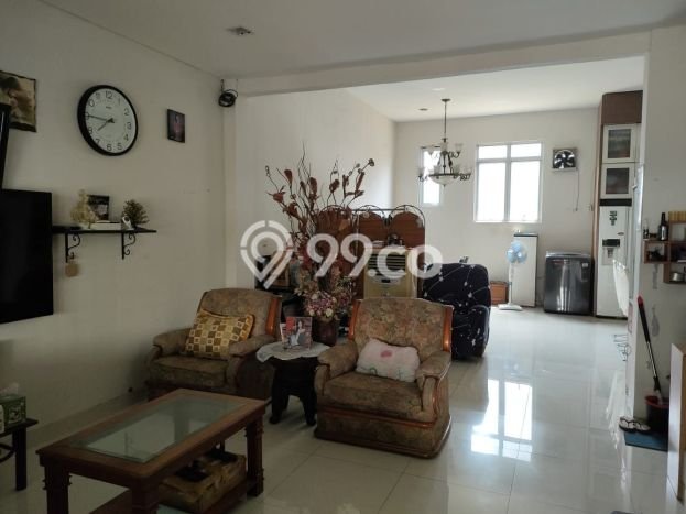 Dijual Hunian Mewah dengan Fasilitas Sekitar Komplit di Serpong, Tangerang Selatan Dijual Hunian Mewah dengan Fasilitas Sekitar Komplit di Serpong, Tangerang Selatan