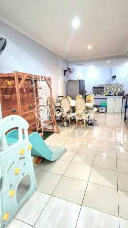 Disewakan! Rumah 5 Kamar Tidur &
2 Kamar Mandi di Modernland, Tangerang Disewakan! Rumah 5 Kamar Tidur &
2 Kamar Mandi di Modernland, Tangerang