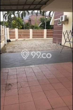 For Sale Rumah Mewah Exclusive di Serpong, Tangerang Selatan For Sale Rumah Mewah Exclusive di Serpong, Tangerang Selatan
