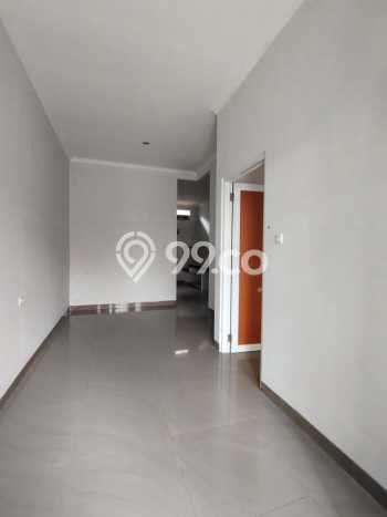 Disewakan! Rumah 2 Kamar Tidur &
1 Kamar Mandi di Ciateul, Bandung Disewakan! Rumah 2 Kamar Tidur &
1 Kamar Mandi di Ciateul, Bandung
