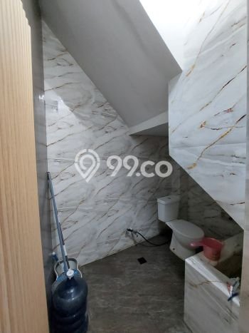 Rumah Disewakan Bandung LT 138m2 LB 255m2 Kawasan Moch Toha Rumah Disewakan Bandung LT 138m2 LB 255m2 Kawasan Moch Toha