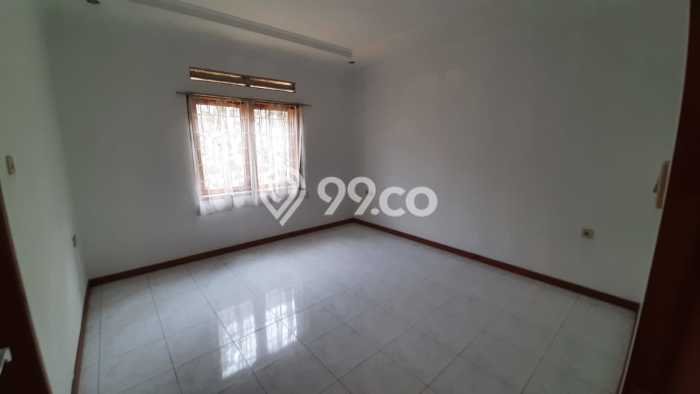 NEW LISTING! Rumah di Dago, Siap Huni, 3 KM, Akses Dago, Bandung, Bandung, Luas 450m² LB 200m² NEW LISTING! Rumah di Dago, Siap Huni, 3 KM, Akses Dago, Bandung, Bandung, Luas 450m² LB 200m²