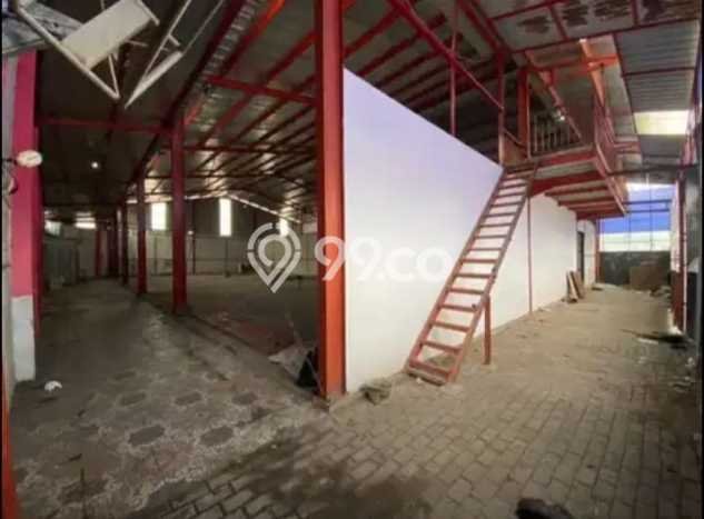 LOKASI STRATEGIS! Gudang Kawasan Holis Cigondewah, Luas 704m², Kawasan Ramai, Ready Bisnis LOKASI STRATEGIS! Gudang Kawasan Holis Cigondewah, Luas 704m², Kawasan Ramai, Ready Bisnis