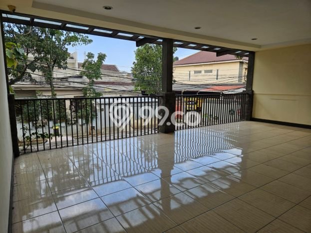 LOKASI STRATEGIS! Komersial Disewakan di Regol, Luas 450m², Area Ramai LOKASI STRATEGIS! Komersial Disewakan di Regol, Luas 450m², Area Ramai