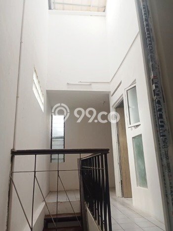 Disewakan! Rumah 3 Kamar Tidur &
2 Kamar Mandi di Ciateul, Bandung Disewakan! Rumah 3 Kamar Tidur &
2 Kamar Mandi di Ciateul, Bandung