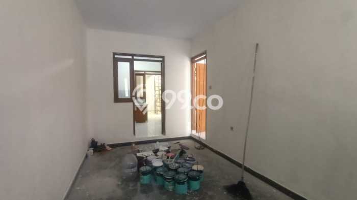 Rumah di Taman Kopo Indah, 3 KT, Konsep Minimalis, LT 170m² LB 160m² Rumah di Taman Kopo Indah, 3 KT, Konsep Minimalis, LT 170m² LB 160m²