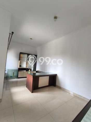 UNIT LANGKA! Rumah kawasan Mekar Wangi, 4 KT, Pemandangan Indah, LT 450m² LB 400m² UNIT LANGKA! Rumah kawasan Mekar Wangi, 4 KT, Pemandangan Indah, LT 450m² LB 400m²
