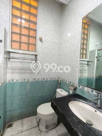 UNIT LANGKA! Rumah kawasan Mekar Wangi, 4 KT, Pemandangan Indah, LT 450m² LB 400m² UNIT LANGKA! Rumah kawasan Mekar Wangi, 4 KT, Pemandangan Indah, LT 450m² LB 400m²