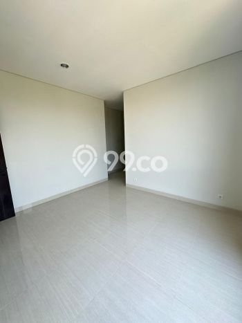 HOT DEAL! Rumah di Summarecon Bandung, 3 KM, Lingkungan Strategis, Luas 190m² Bangunan 215m² HOT DEAL! Rumah di Summarecon Bandung, 3 KM, Lingkungan Strategis, Luas 190m² Bangunan 215m²