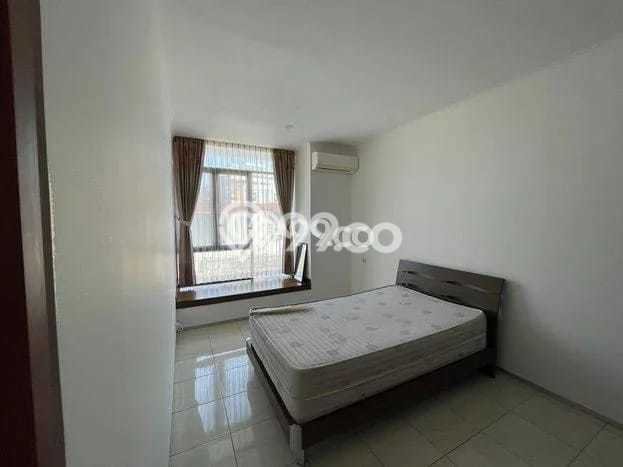 LOKASI STRATEGIS! Rumah di Dago, Dekat Tol, 4 KT, Luas 171m² Bangunan 250m² LOKASI STRATEGIS! Rumah di Dago, Dekat Tol, 4 KT, Luas 171m² Bangunan 250m²
