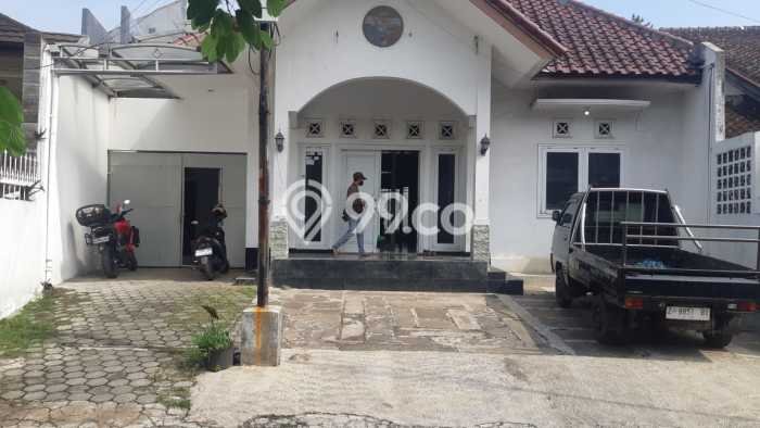 Disewakan Rumah Murah di Riau Bandung dengan 2 KT Disewakan Rumah Murah di Riau Bandung dengan 2 KT