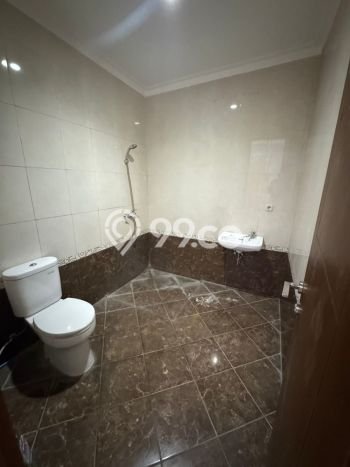 Rumah di , Dekat Sekolah, 4 KT Rumah di , Dekat Sekolah, 4 KT