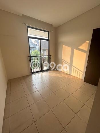Jarang Ada! Rumah Sewa 4 Kamar Bagus Siap Huni Kota Baru Parahyangan Jarang Ada! Rumah Sewa 4 Kamar Bagus Siap Huni Kota Baru Parahyangan