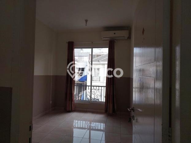 For Sale Hunian Rumah Terawat 2 Kamar di Gading Serpong, Tangerang For Sale Hunian Rumah Terawat 2 Kamar di Gading Serpong, Tangerang