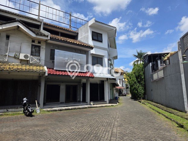 Ruko Usaha Dijual di BSD Tangerang Selatan LT 75m2 & LB 220m2 Ruko Usaha Dijual di BSD Tangerang Selatan LT 75m2 & LB 220m2