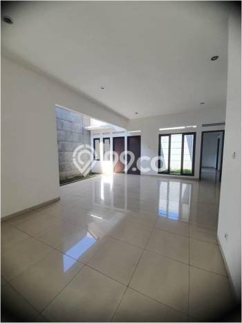 Dijual Rumah Premium dengan Fasilitas Sekitar Lengkap di Batununggal, Bandung Dijual Rumah Premium dengan Fasilitas Sekitar Lengkap di Batununggal, Bandung