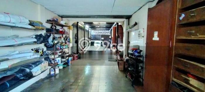 Rumah Elit Modern Siap Huni di Riau Bandung Rumah Elit Modern Siap Huni di Riau Bandung