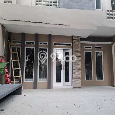 Rumah Kost Dijual Lokasi Bojongsoang, Bandung, 10 Kamar Tidur, 10 Kamar Mandi, 220m2 Rumah Kost Dijual Lokasi Bojongsoang, Bandung, 10 Kamar Tidur, 10 Kamar Mandi, 220m2