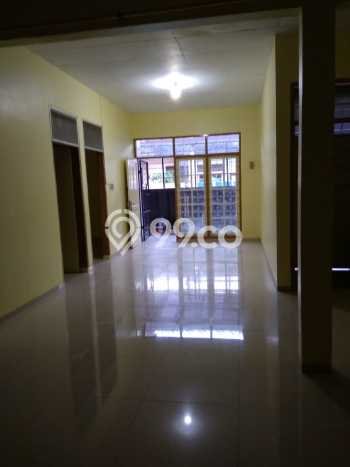 Jarang Ada! Rumah Sewa 3 Kamar Bagus Siap Huni Taman Kopo Indah Jarang Ada! Rumah Sewa 3 Kamar Bagus Siap Huni Taman Kopo Indah
