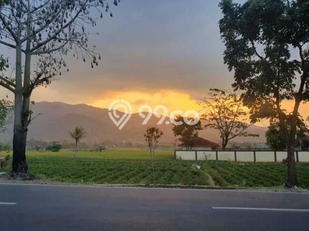 KESEMPATAN EMAS! Vila Kawasan Pangalengan, Dimensi 370m2m², Area Potensial dengan nilai naik KESEMPATAN EMAS! Vila Kawasan Pangalengan, Dimensi 370m2m², Area Potensial dengan nilai naik