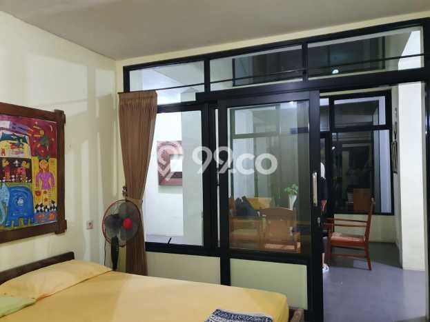 Hunian Mewah LB 520m2 Siap Pakai Desain Elegan di Cikutra, Bandung Hunian Mewah LB 520m2 Siap Pakai Desain Elegan di Cikutra, Bandung