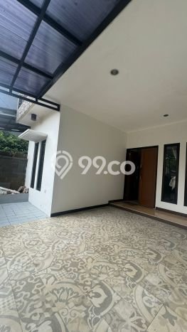 Rumah Strategis Minimalis Lb 200m2 di Pondok Aren, Tangerang Selatan Rumah Strategis Minimalis Lb 200m2 di Pondok Aren, Tangerang Selatan