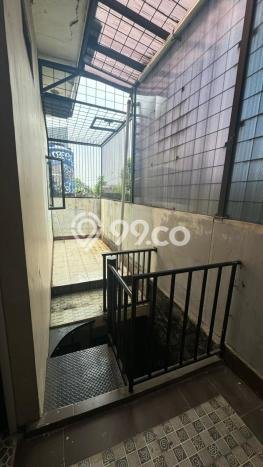 Rumah Strategis Minimalis Lb 200m2 di Pondok Aren, Tangerang Selatan Rumah Strategis Minimalis Lb 200m2 di Pondok Aren, Tangerang Selatan