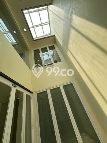 Ready to Use! Luxury House LT 381m2 Desain Modern di Kemang Ready to Use! Luxury House LT 381m2 Desain Modern di Kemang