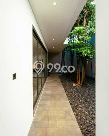 Jual Rumah Mewah Megah Dengan View Eksklusif di BSD, Tangerang Jual Rumah Mewah Megah Dengan View Eksklusif di BSD, Tangerang
