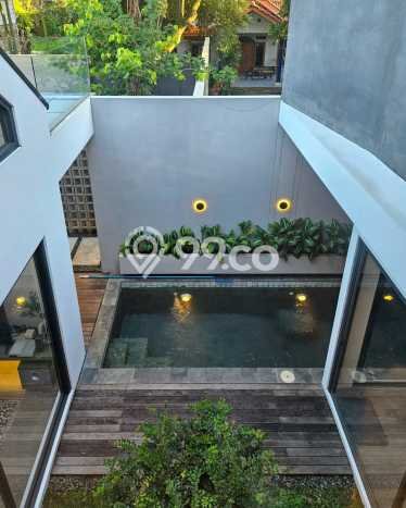 Jual Rumah Mewah Megah Dengan View Eksklusif di BSD, Tangerang Jual Rumah Mewah Megah Dengan View Eksklusif di BSD, Tangerang