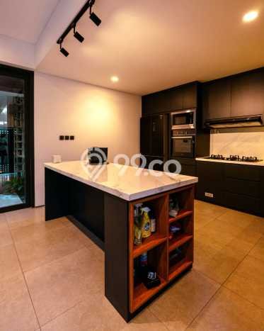 Jual Rumah Mewah Megah Dengan View Eksklusif di BSD, Tangerang Jual Rumah Mewah Megah Dengan View Eksklusif di BSD, Tangerang