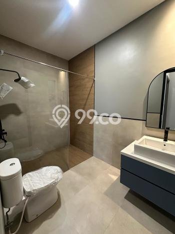 Rumah Luxury Modern Siap Huni di BSD Delatinos Tangerang Rumah Luxury Modern Siap Huni di BSD Delatinos Tangerang