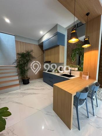 Rumah Luxury Modern Siap Huni di BSD Delatinos Tangerang Rumah Luxury Modern Siap Huni di BSD Delatinos Tangerang