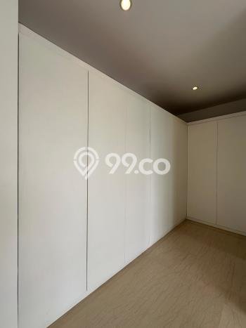 Ready to Use! Luxury House LT 381m2 Desain Modern di Kemang Ready to Use! Luxury House LT 381m2 Desain Modern di Kemang