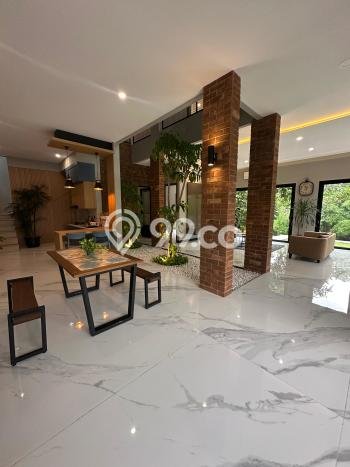 Rumah Luxury Modern Siap Huni di BSD Delatinos Tangerang Rumah Luxury Modern Siap Huni di BSD Delatinos Tangerang