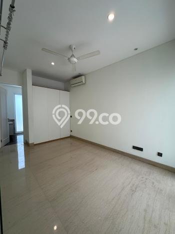 Ready to Use! Luxury House LT 381m2 Desain Modern di Kemang Ready to Use! Luxury House LT 381m2 Desain Modern di Kemang