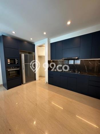 Ready to Use! Luxury House LT 381m2 Desain Modern di Kemang Ready to Use! Luxury House LT 381m2 Desain Modern di Kemang