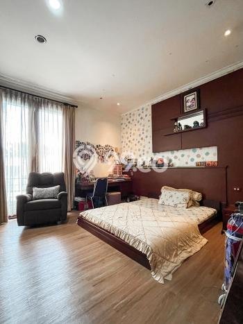 Komersial Bagus Dijual LB 227m2 Lokasi Strategis Jakarta Selatan Area Cocok untuk Bisnis Komersial Bagus Dijual LB 227m2 Lokasi Strategis Jakarta Selatan Area Cocok untuk Bisnis